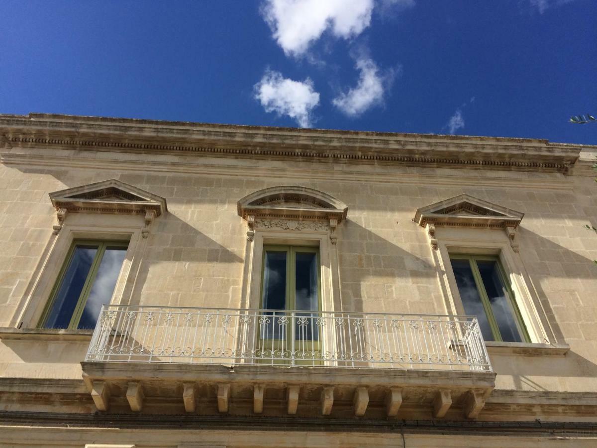 לינה וארוחת בוקר Zollino Palazzo Mandurino Luxury Relais מראה חיצוני תמונה