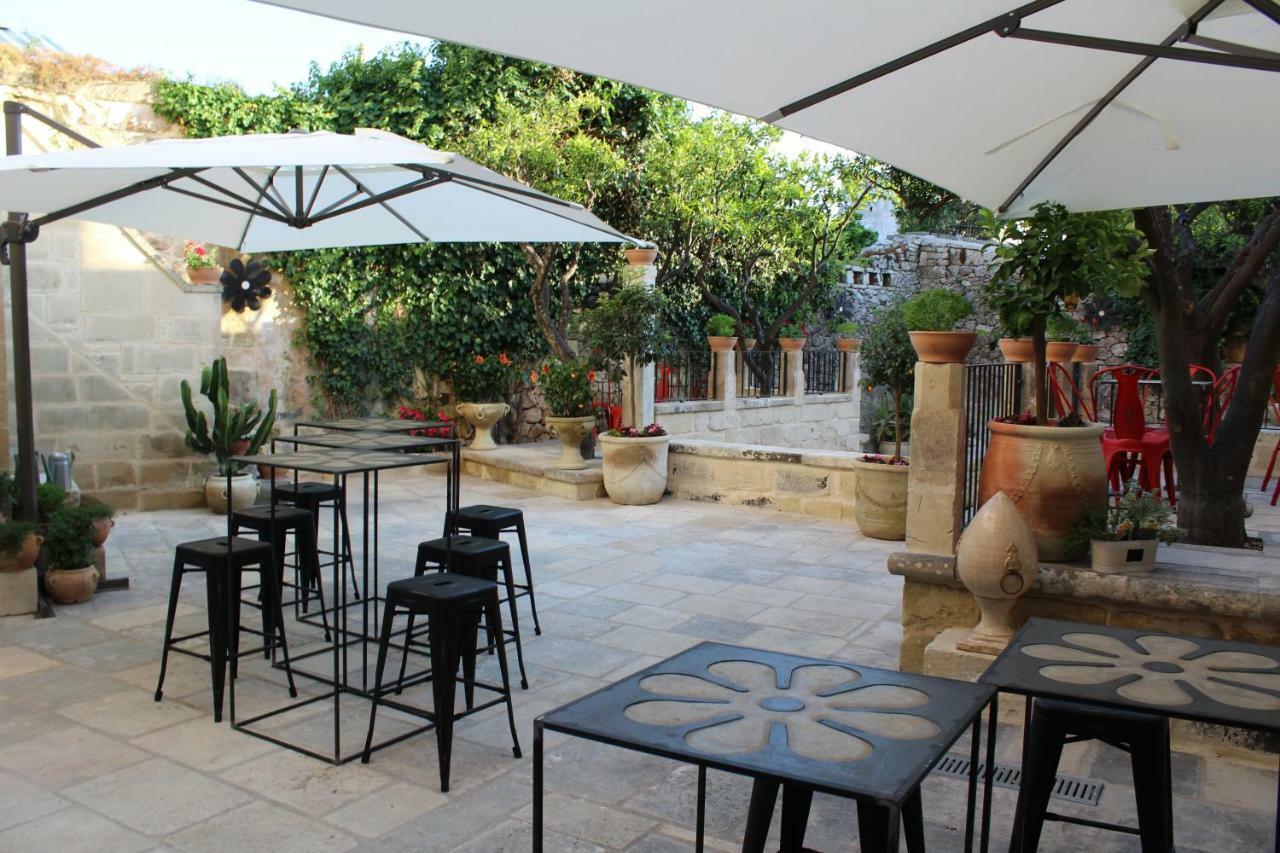 לינה וארוחת בוקר Zollino Palazzo Mandurino Luxury Relais מראה חיצוני תמונה