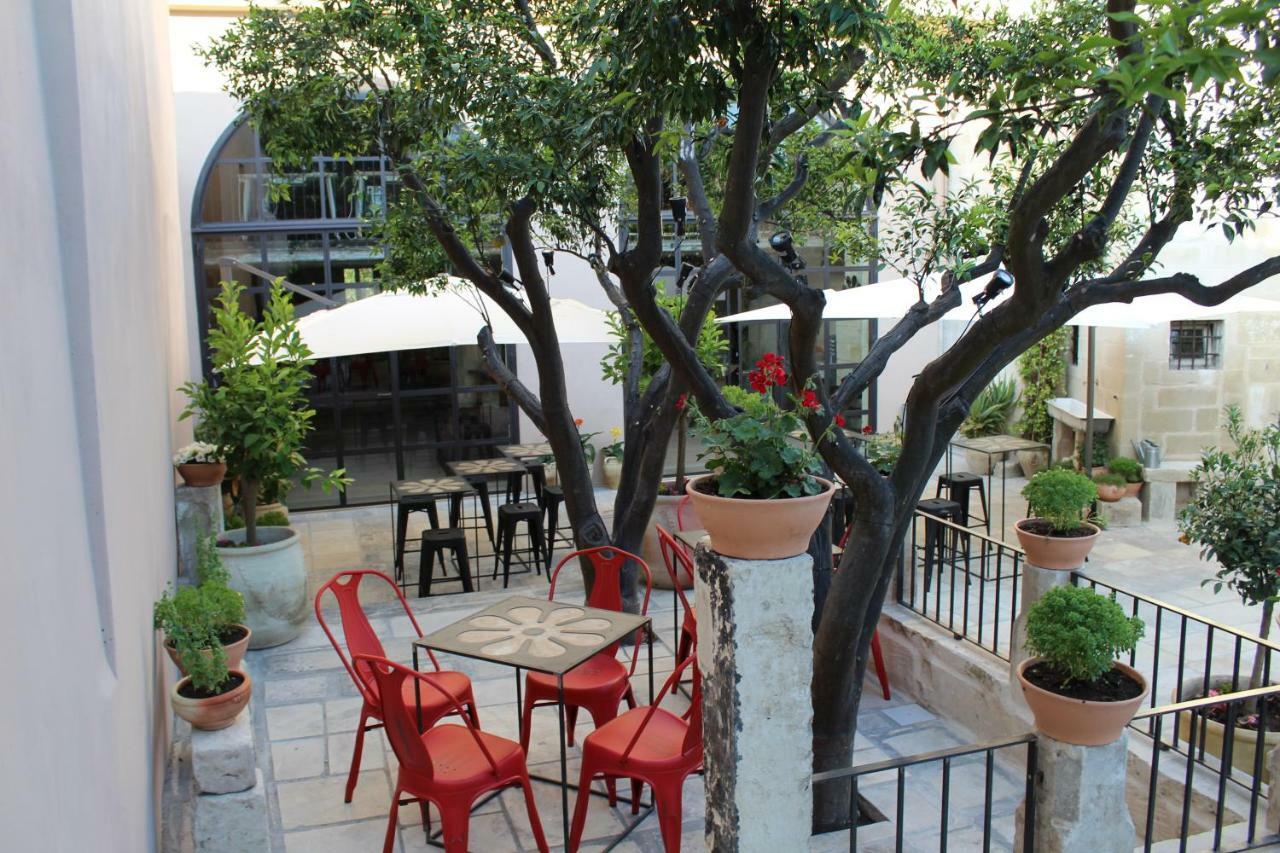 לינה וארוחת בוקר Zollino Palazzo Mandurino Luxury Relais מראה חיצוני תמונה