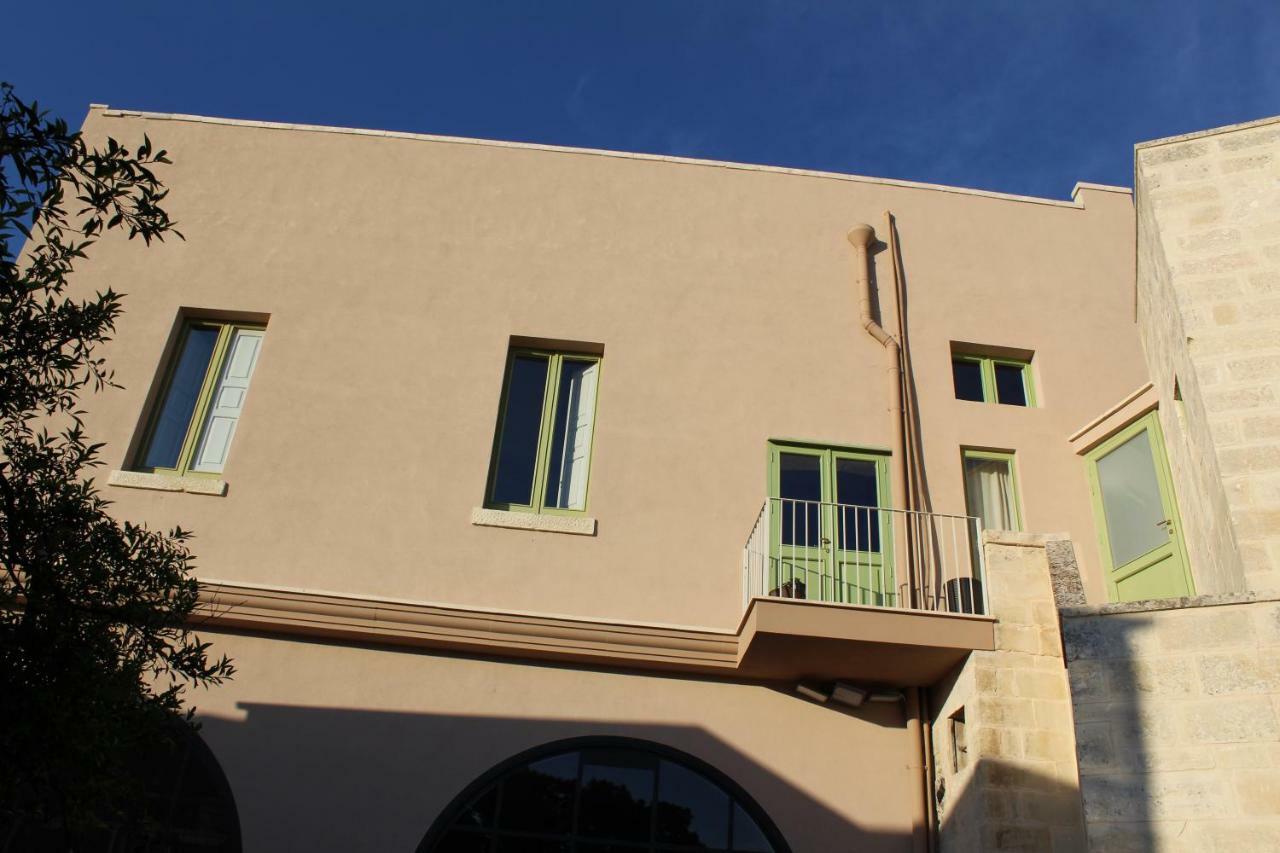 לינה וארוחת בוקר Zollino Palazzo Mandurino Luxury Relais מראה חיצוני תמונה