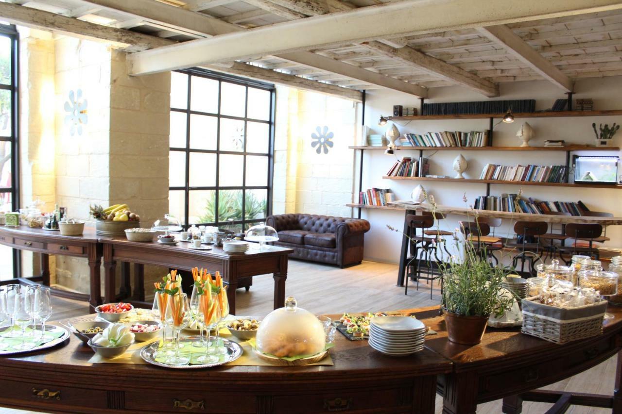 לינה וארוחת בוקר Zollino Palazzo Mandurino Luxury Relais מראה חיצוני תמונה